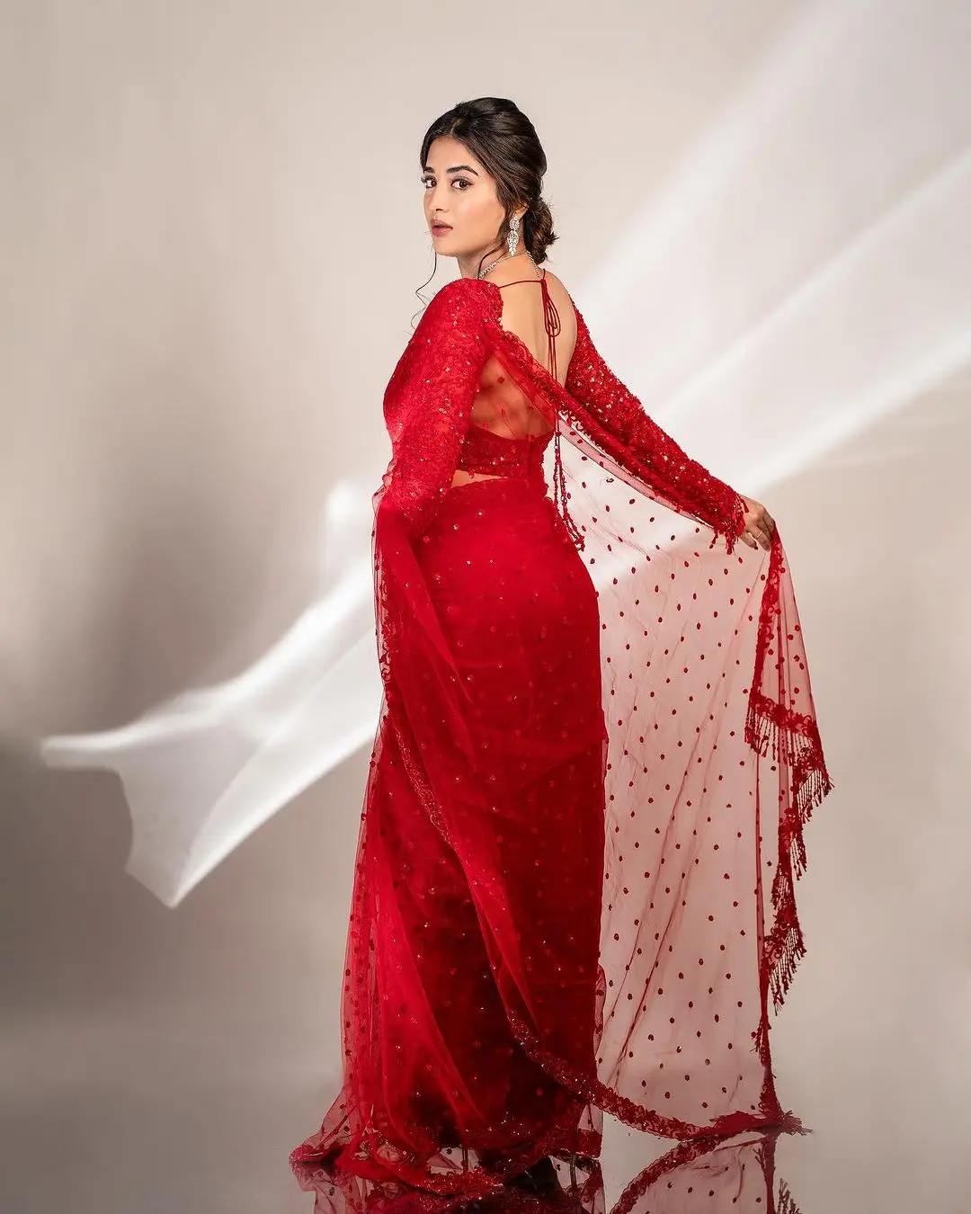 Rashi Singh in South Indian Traditional Red Saree Blouse